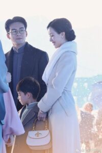 Cưới Vợ Cho Chồng.