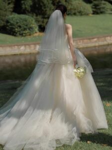 CHỒNG TÔI NGOẠI TÌNH VỚI THỢ TRANG ĐIỂM TRONG CHÍNH ĐÁM CƯỚI CỦA CHÚNG TÔI