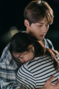 CUỐI CÙNG CŨNG CÓ NGƯỜI THƯƠNG TÔI